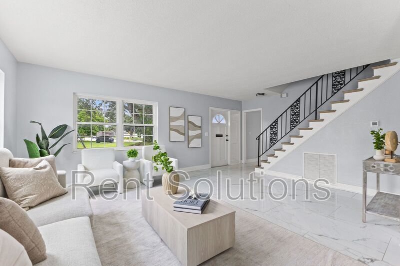 Turn-key Luxury Waterfront Living in Patrician Point! property image