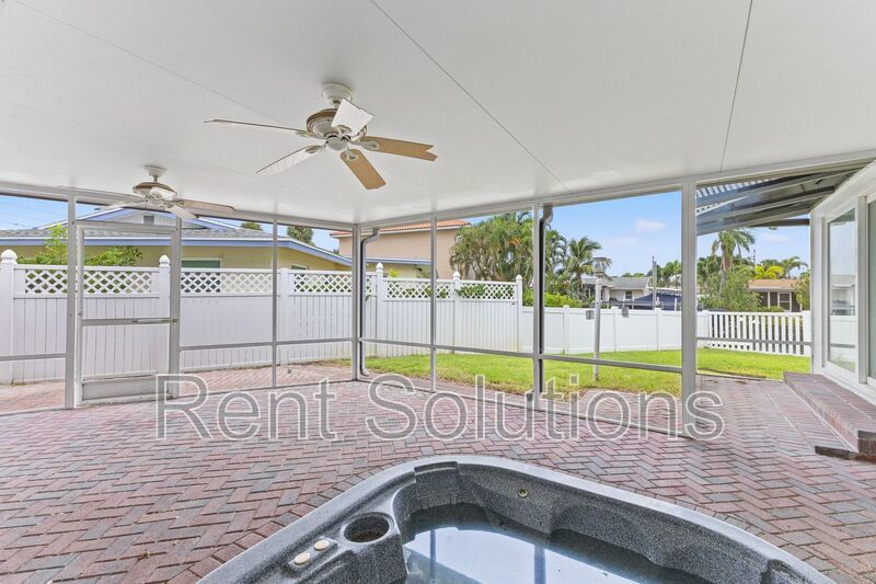 Turn-key Luxury Waterfront Living in Patrician Point! property image