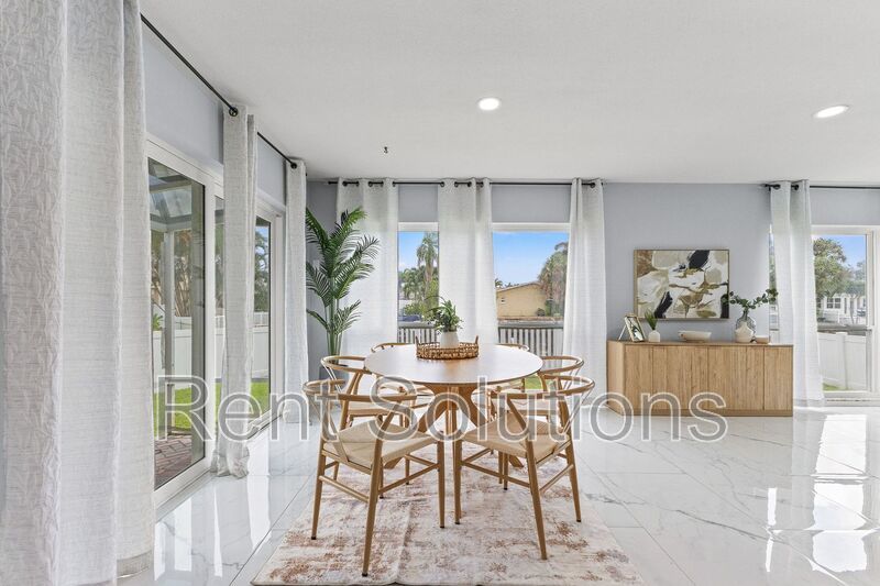 Turn-key Luxury Waterfront Living in Patrician Point! property image