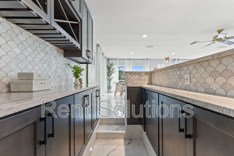 Turn-key Luxury Waterfront Living in Patrician Point! property image