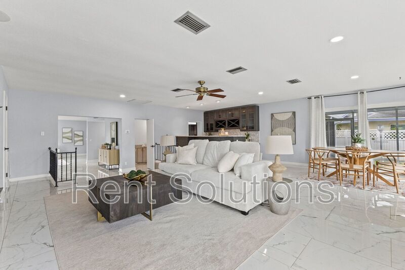 Turn-key Luxury Waterfront Living in Patrician Point! property image