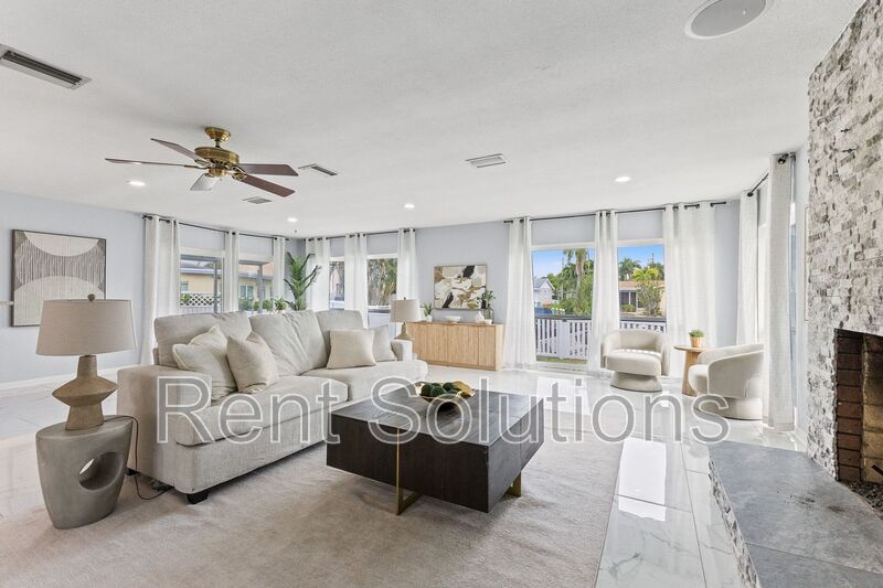 Turn-key Luxury Waterfront Living in Patrician Point! property image