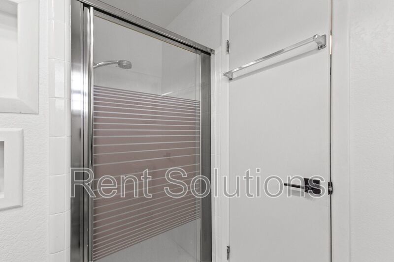 Turn-key Luxury Waterfront Living in Patrician Point! property image