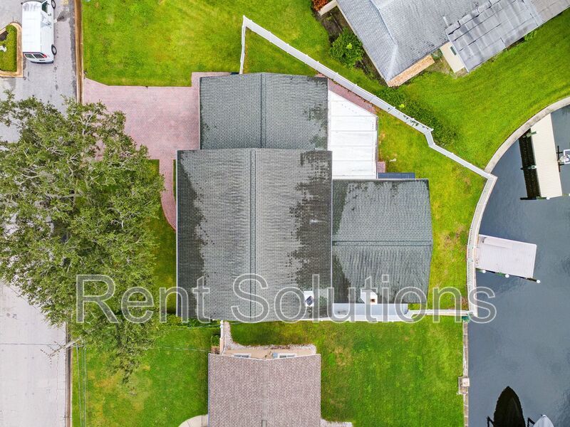 Turn-key Luxury Waterfront Living in Patrician Point! property image