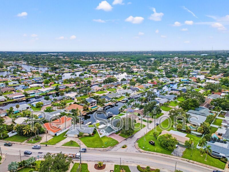 Turn-key Luxury Waterfront Living in Patrician Point! property image