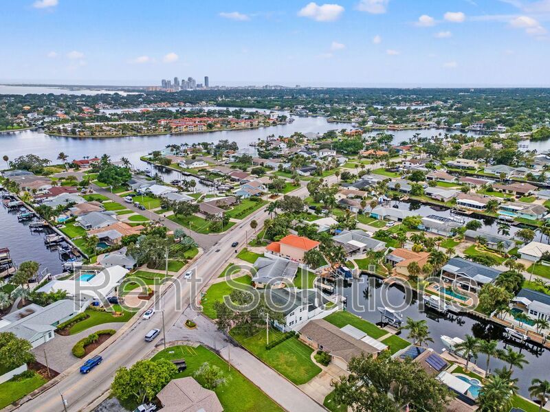 Turn-key Luxury Waterfront Living in Patrician Point! property image