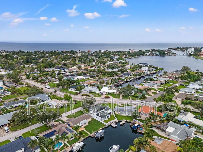 Turn-key Luxury Waterfront Living in Patrician Point! property image