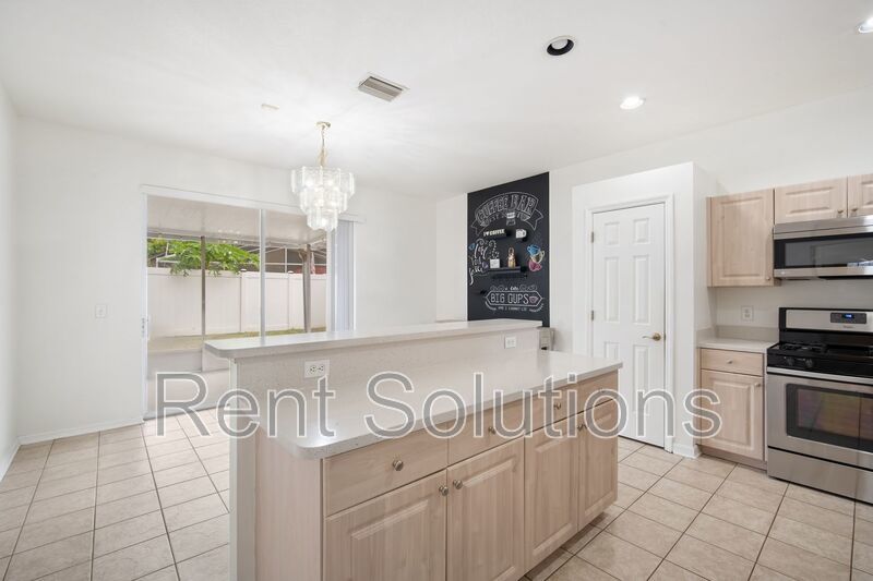 Beautiful 3-Bedroom, 2-Bathroom Home with Garage and Fenced Yard – Move-In Ready! property image