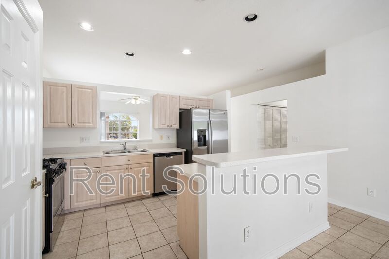 Beautiful 3-Bedroom, 2-Bathroom Home with Garage and Fenced Yard – Move-In Ready! property image