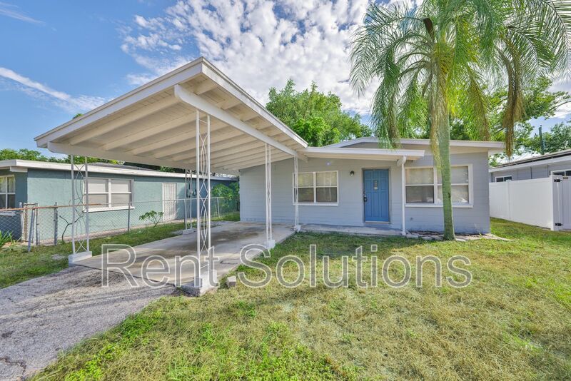 Charming Home in North St Pete! property image