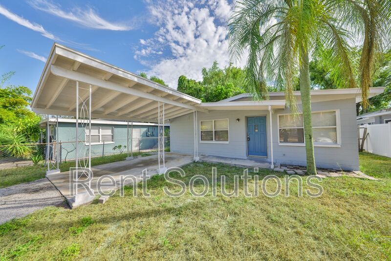 Charming Home in North St Pete! property image