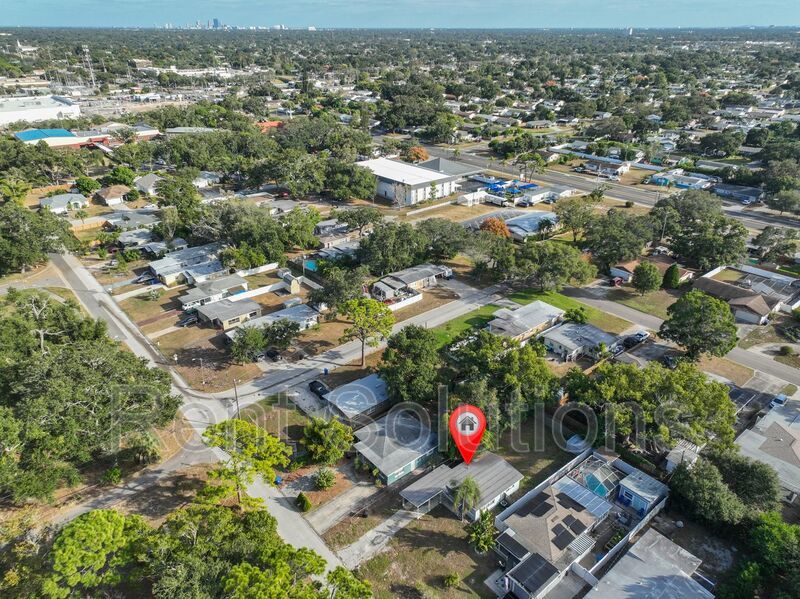 Charming Home in North St Pete! property image
