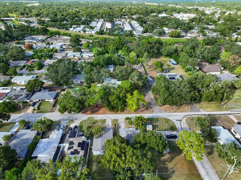 Charming Home in North St Pete! property image