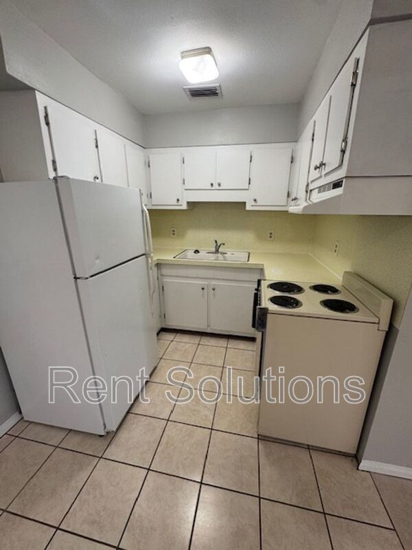 Charming 1 Bedroom property image