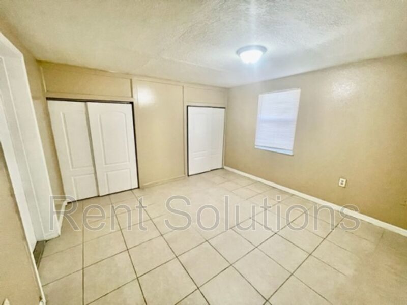 Newly Remodeled 3 Bedroom/1 Bath with Huge Yard property image