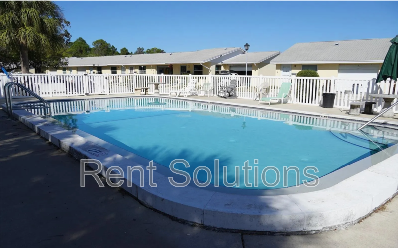 Adorable Fully Renovated 2BD/1BTH Villa in 55+ Community property image