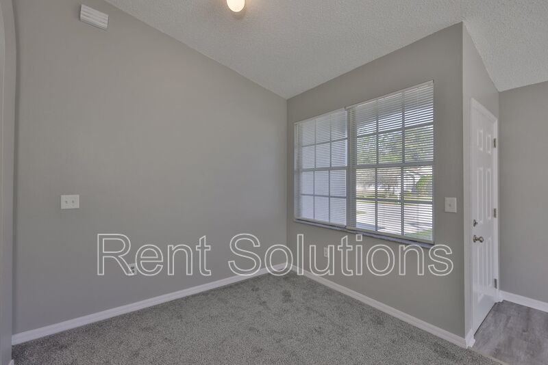 Beautiful 3 Bedroom 2 Bathroom Home! property image