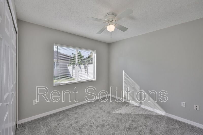 Beautiful 3 Bedroom 2 Bathroom Home! property image