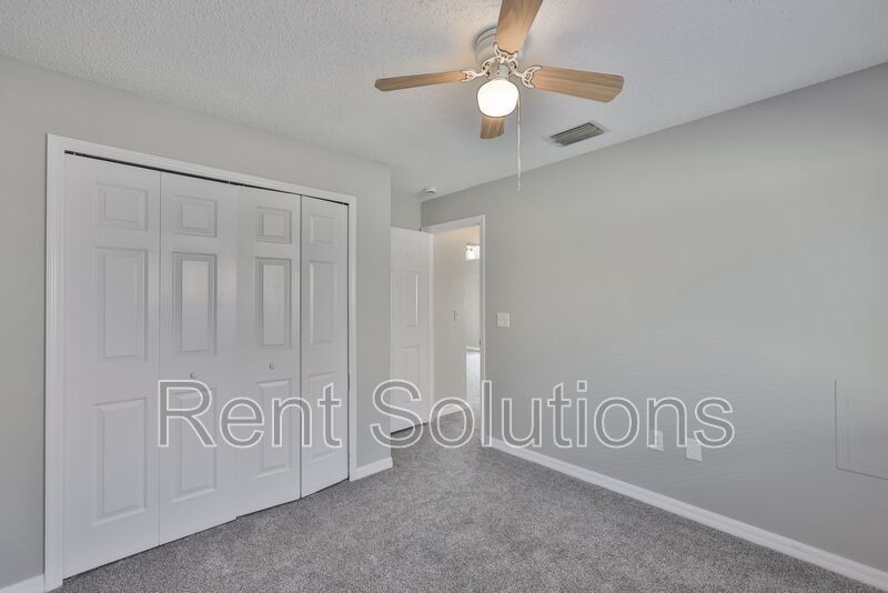 Beautiful 3 Bedroom 2 Bathroom Home! property image