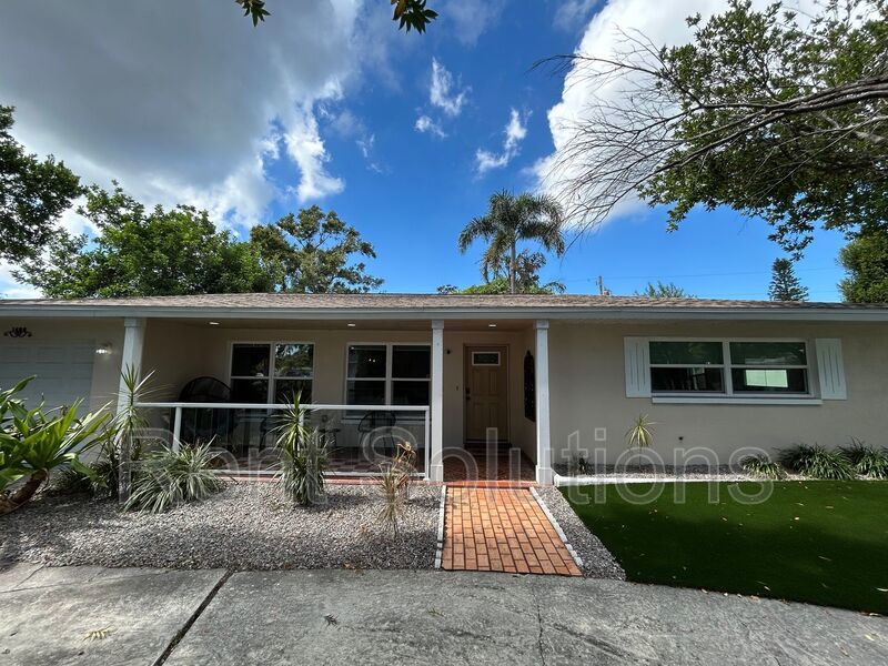 Stunning Fully Remodeled 3BR/2BA Clearwater Home with Oversized Garage! property image