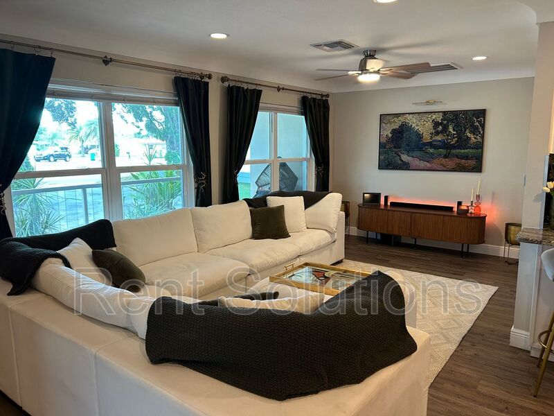 Stunning Fully Remodeled 3BR/2BA Clearwater Home with Oversized Garage! property image