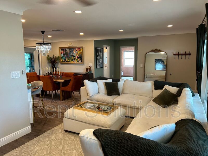 Stunning Fully Remodeled 3BR/2BA Clearwater Home with Oversized Garage! property image