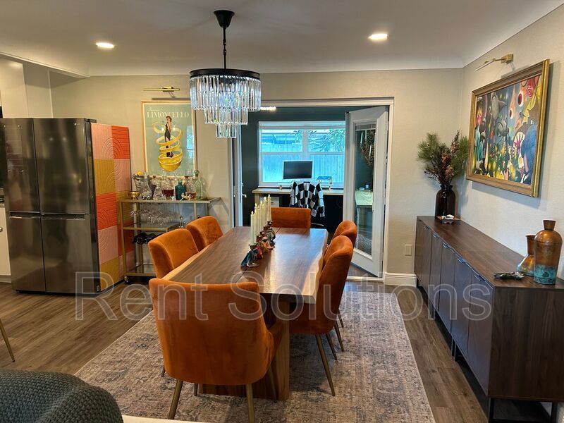 Stunning Fully Remodeled 3BR/2BA Clearwater Home with Oversized Garage! property image