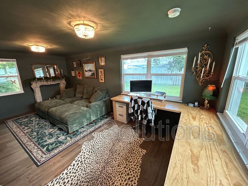 Stunning Fully Remodeled 3BR/2BA Clearwater Home with Oversized Garage! property image