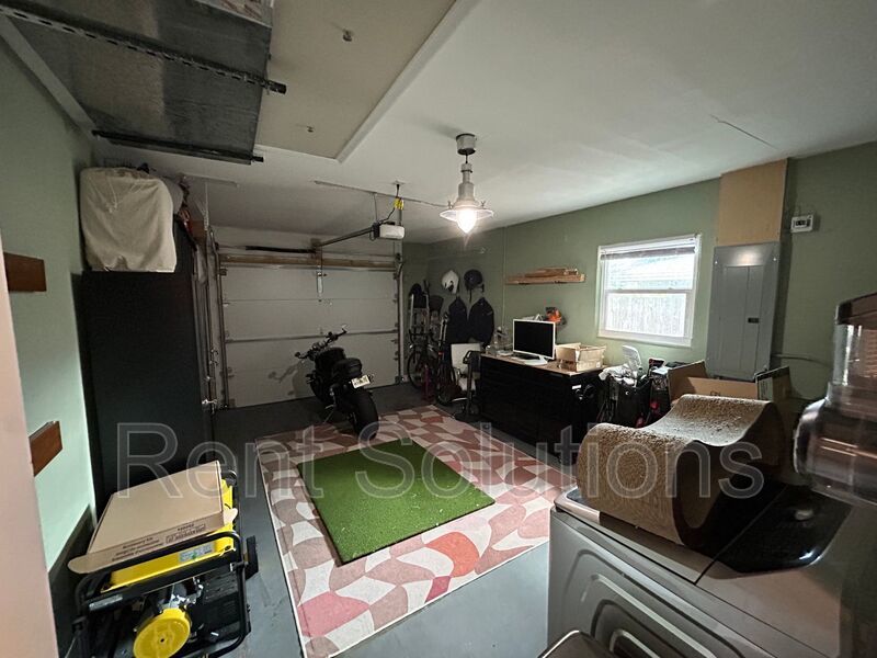 Stunning Fully Remodeled 3BR/2BA Clearwater Home with Oversized Garage! property image