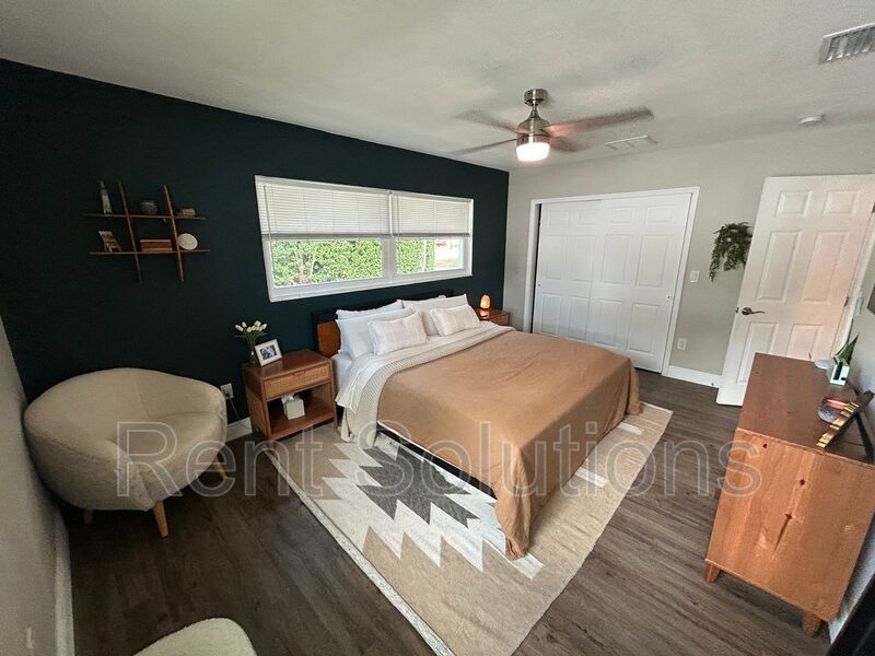 Stunning Fully Remodeled 3BR/2BA Clearwater Home with Oversized Garage! property image