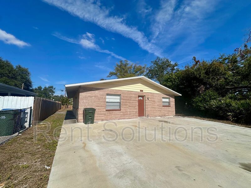 2BR/1BA Duplex in Largo Available Now! property image
