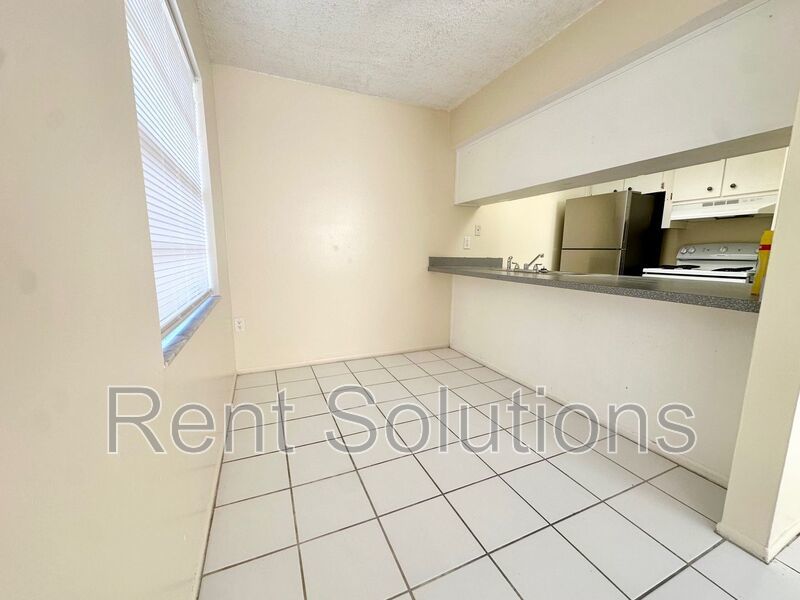 2BR/1BA Duplex in Largo Available Now! property image