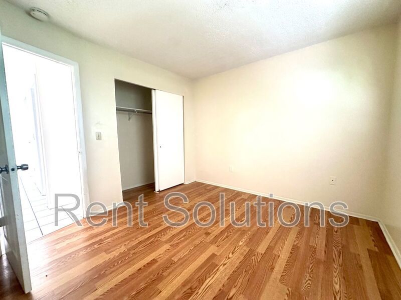 2BR/1BA Duplex in Largo Available Now! property image