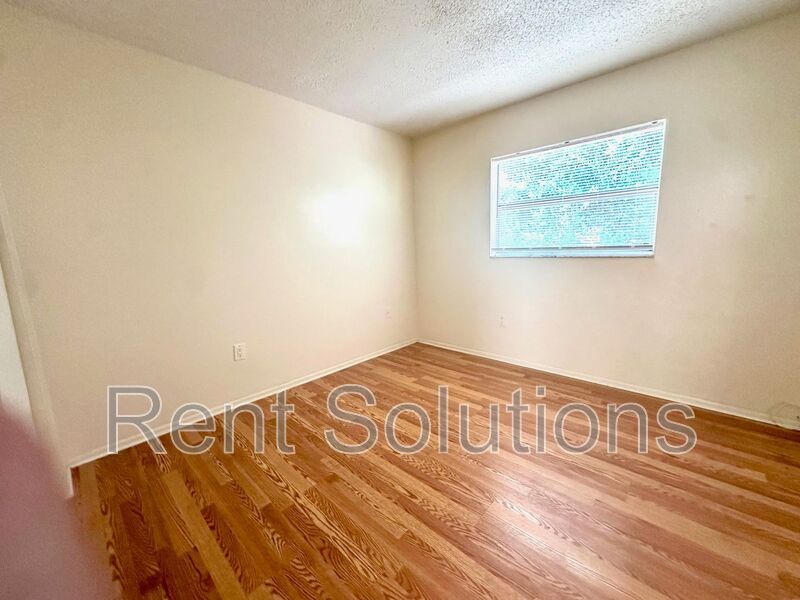 2BR/1BA Duplex in Largo Available Now! property image