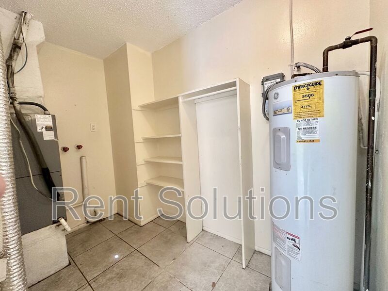 2BR/1BA Duplex in Largo Available Now! property image