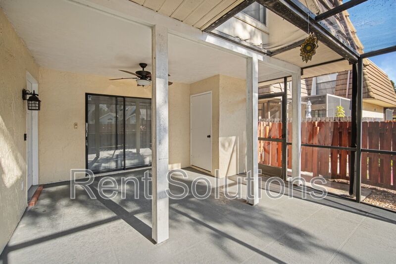 Large 3BR/2.5BA Townhouse property image