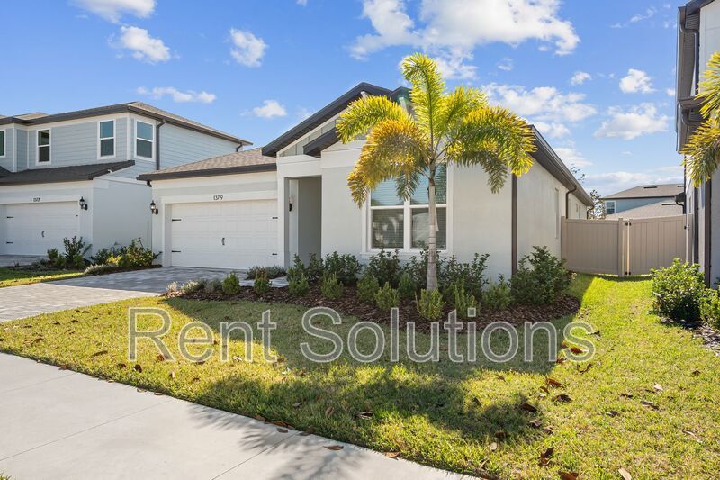 MOVE-IN READY — AVAILABLE NOW! Beautiful 3 Bed 2 Bath New Construction Home in Spencer Glen, Riverview! property image