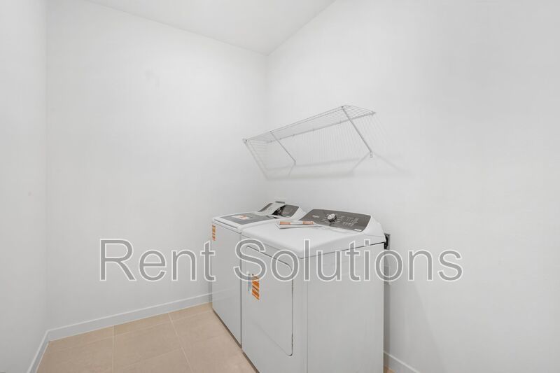 MOVE-IN READY — AVAILABLE NOW! Beautiful 3 Bed 2 Bath New Construction Home in Spencer Glen, Riverview! property image