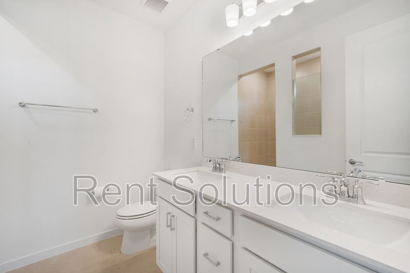 MOVE-IN READY — AVAILABLE NOW! Beautiful 3 Bed 2 Bath New Construction Home in Spencer Glen, Riverview! property image