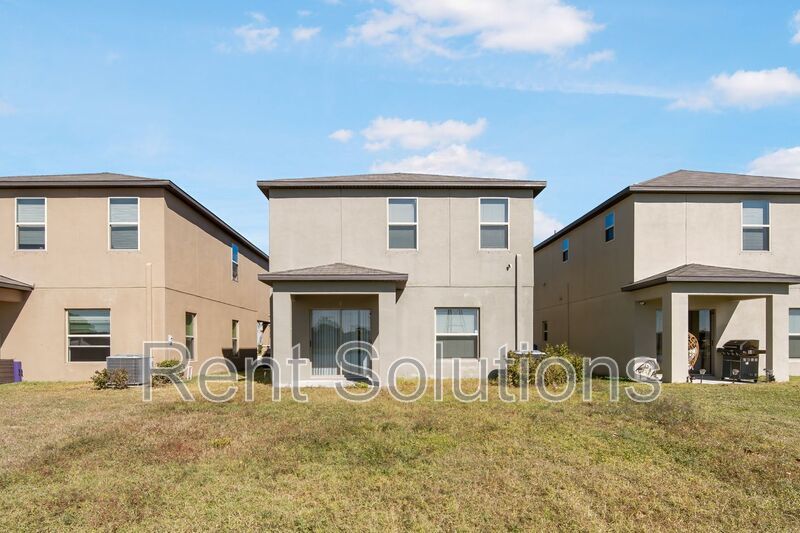 Newer Spacious Well Laid Out 4BD /2.5BA Home with Oversize Master Suite property image