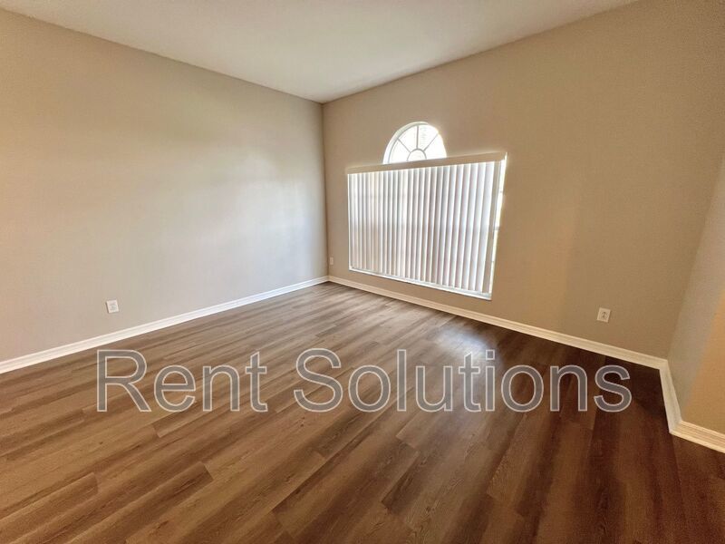 Stunning 4BD/2BTH Home in Cross Creek with Loads of Upgrades! property image