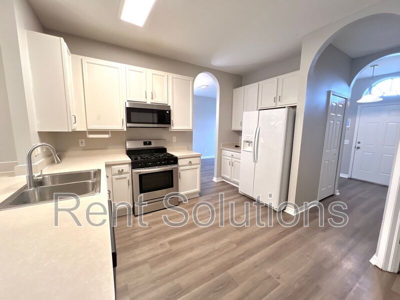 Stunning 4BD/2BTH Home in Cross Creek with Loads of Upgrades! property image