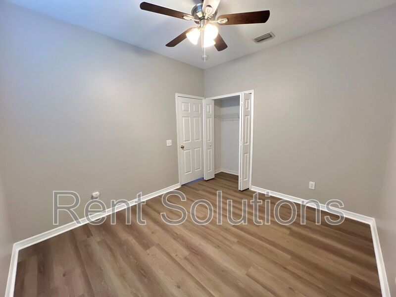 Stunning 4BD/2BTH Home in Cross Creek with Loads of Upgrades! property image