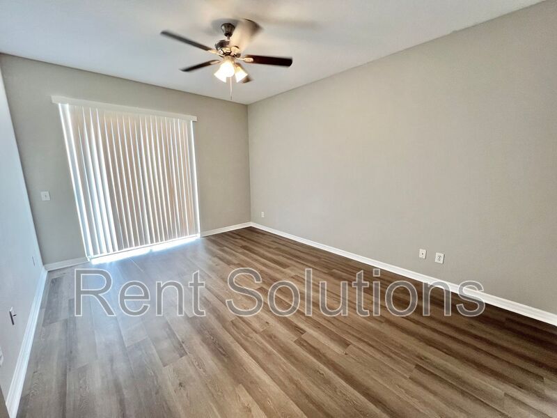 Stunning 4BD/2BTH Home in Cross Creek with Loads of Upgrades! property image