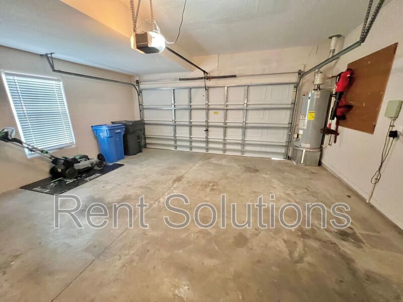 Stunning 4BD/2BTH Home in Cross Creek with Loads of Upgrades! property image