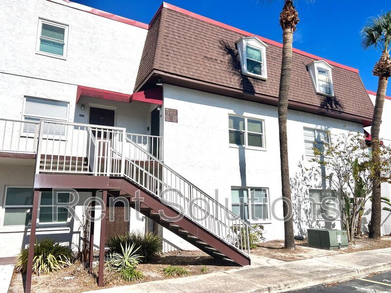 Completely Renovated 1BD/1BTH Ground Floor Unit with Water Views! property image