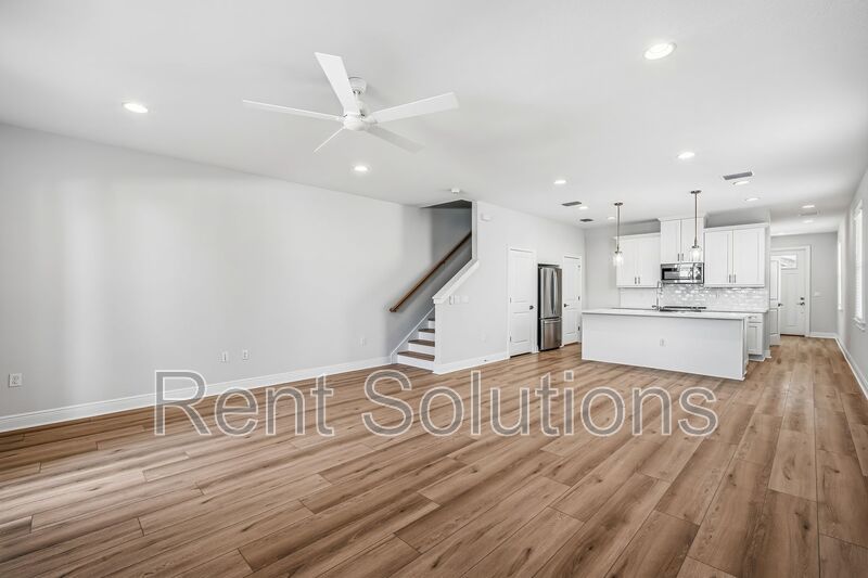 Brand New 3BR/2.5BA South Tampa Townhome with One Car Attached Garage property image