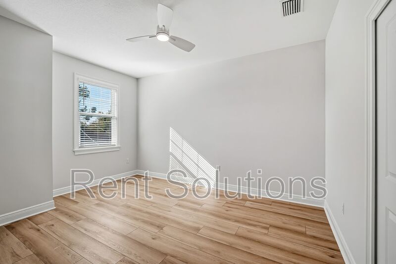 Brand New 3BR/2.5BA South Tampa Townhome with One Car Attached Garage property image