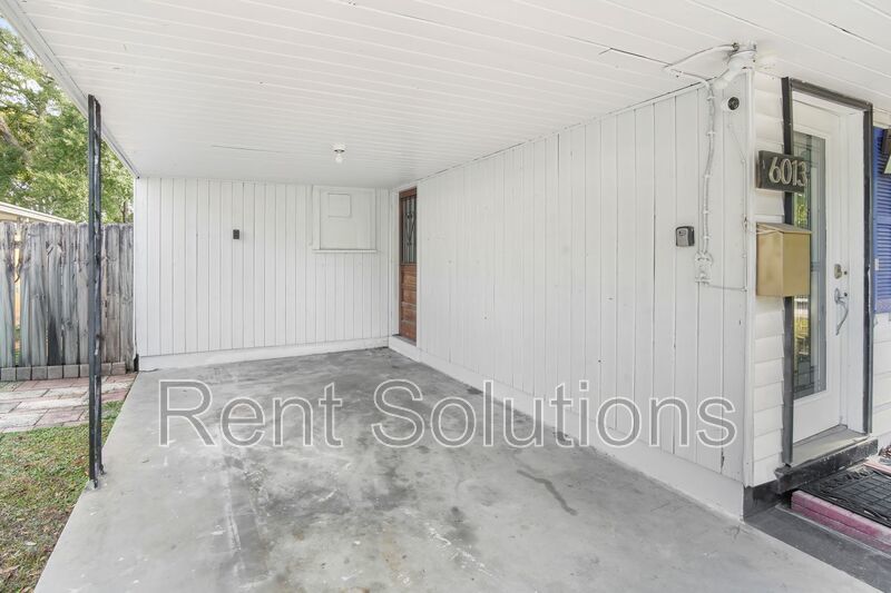 Will Not Last Seminole Heights 3/1 Deal!! property image