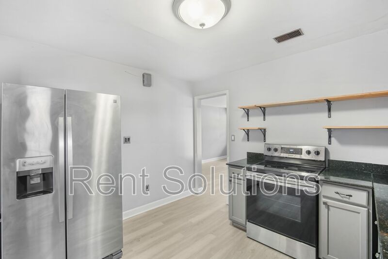 Will Not Last Seminole Heights 3/1 Deal!! property image